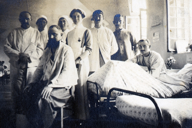 Inside the Hôpital de l'Alliance