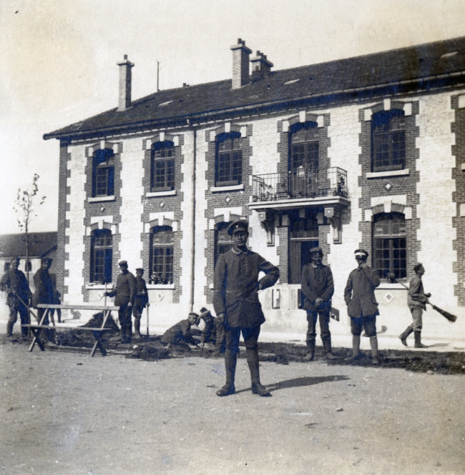 German Prisoners, Pontoise
