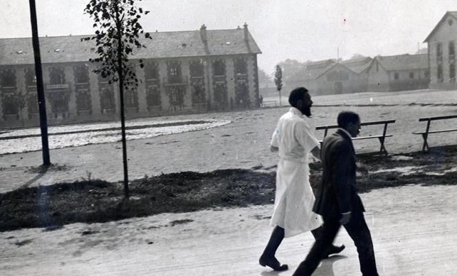 Dr. Mulier and Dr. Duval