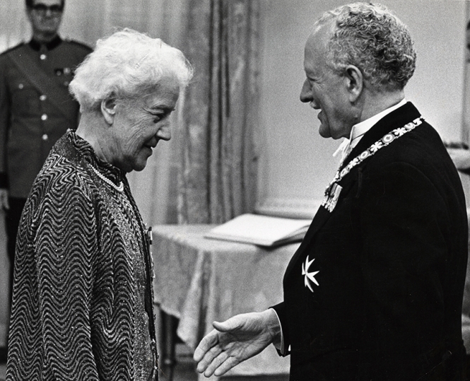 Katharine McLennan receiving Order of Canada